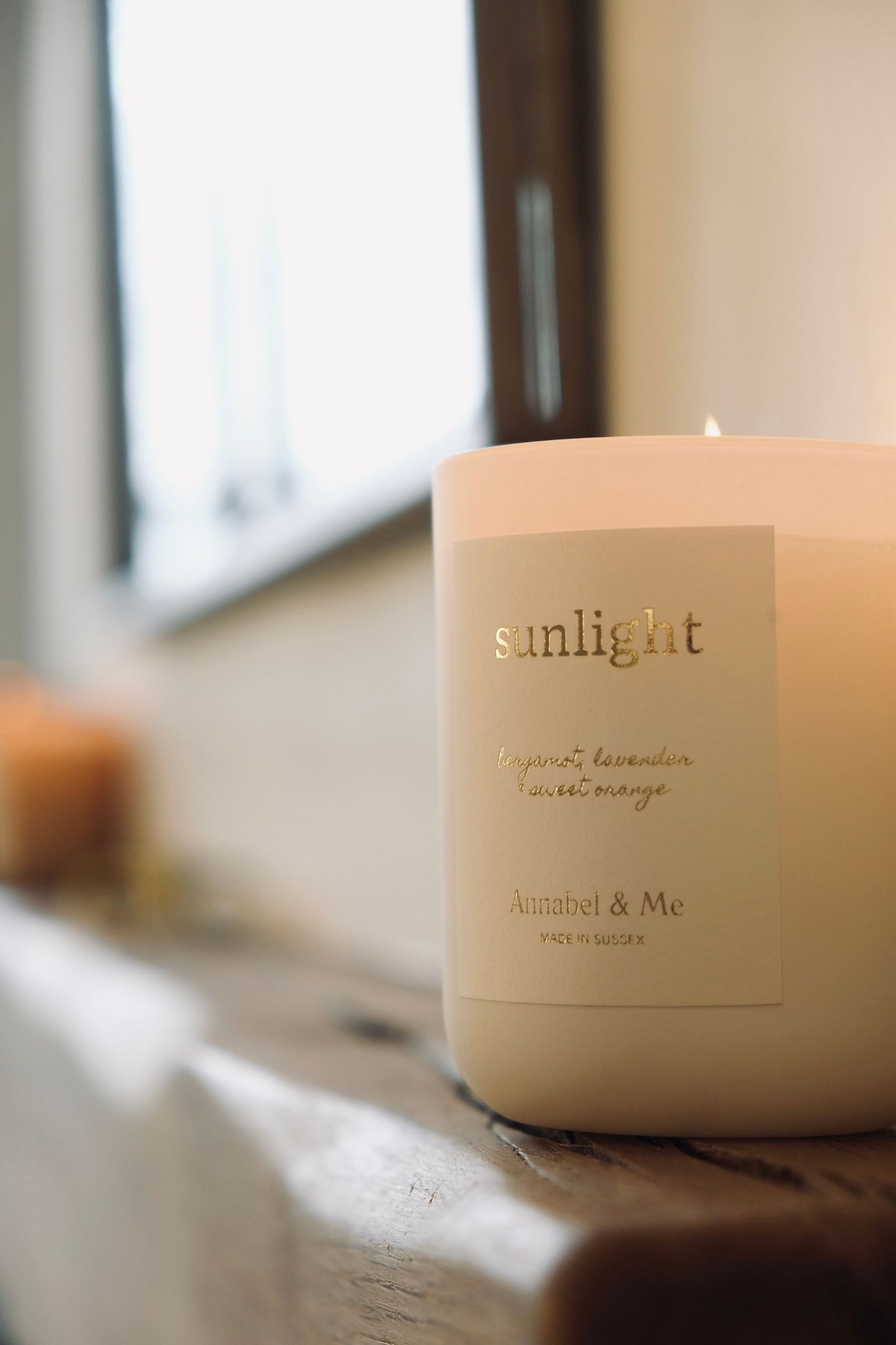 Sunlight candle for lifting your spirits - bergamot, lavender and sweet orange